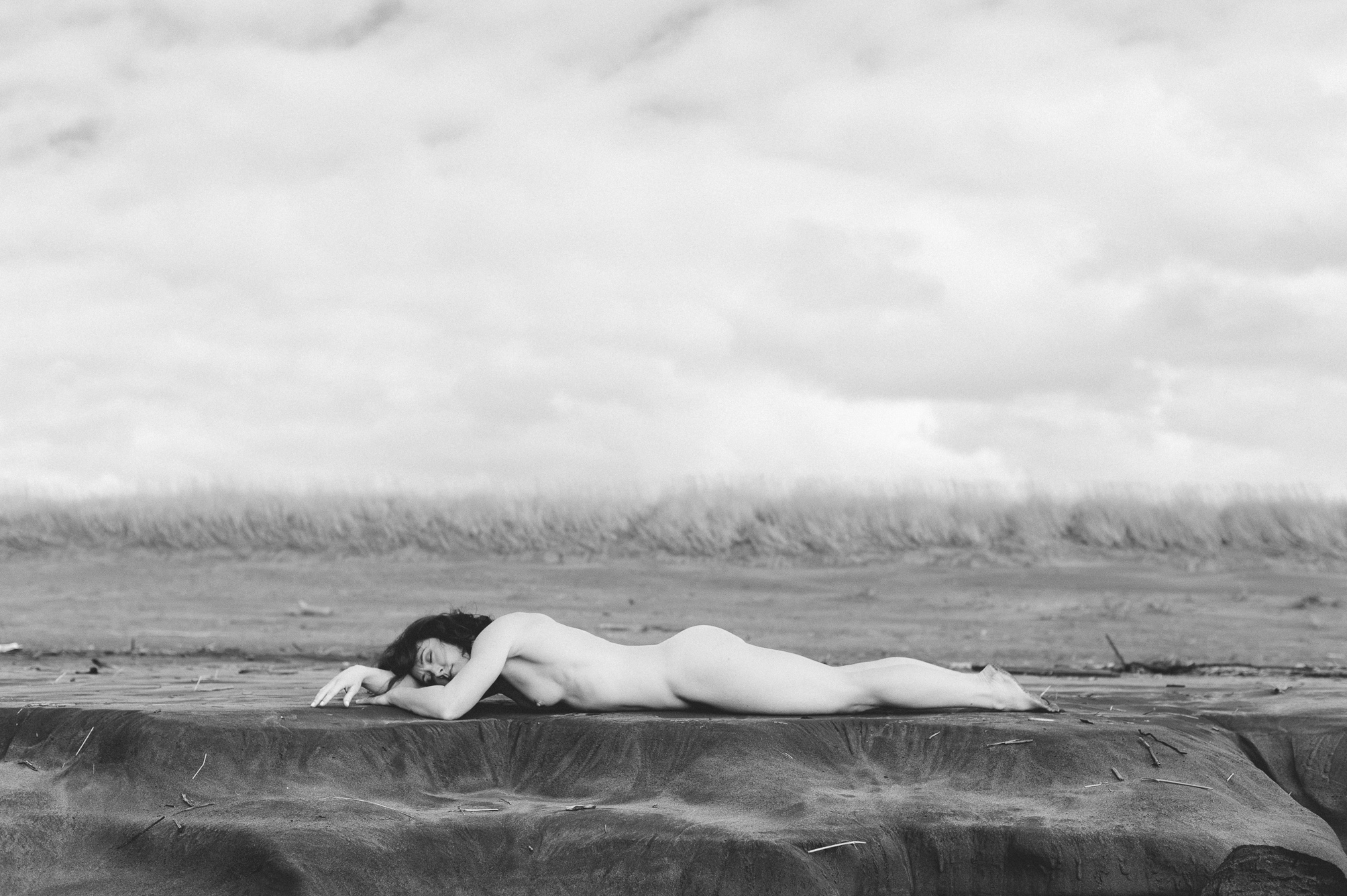 Nude woman on the beach - Fine art boudoir photography by Portland Nude Photographer Briana Morrison
